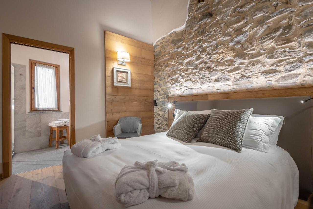 Queen Suite Spa Bath