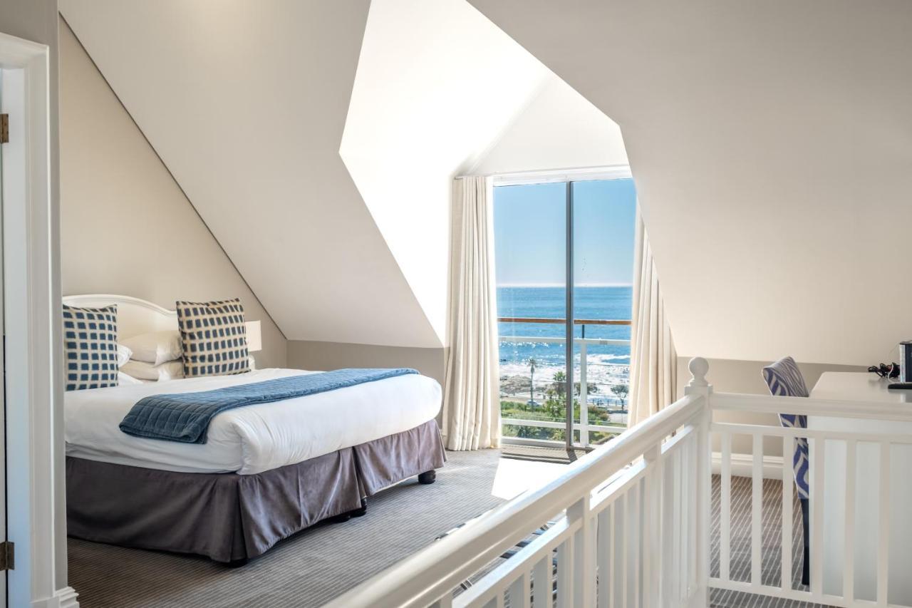 Penthouse Studio