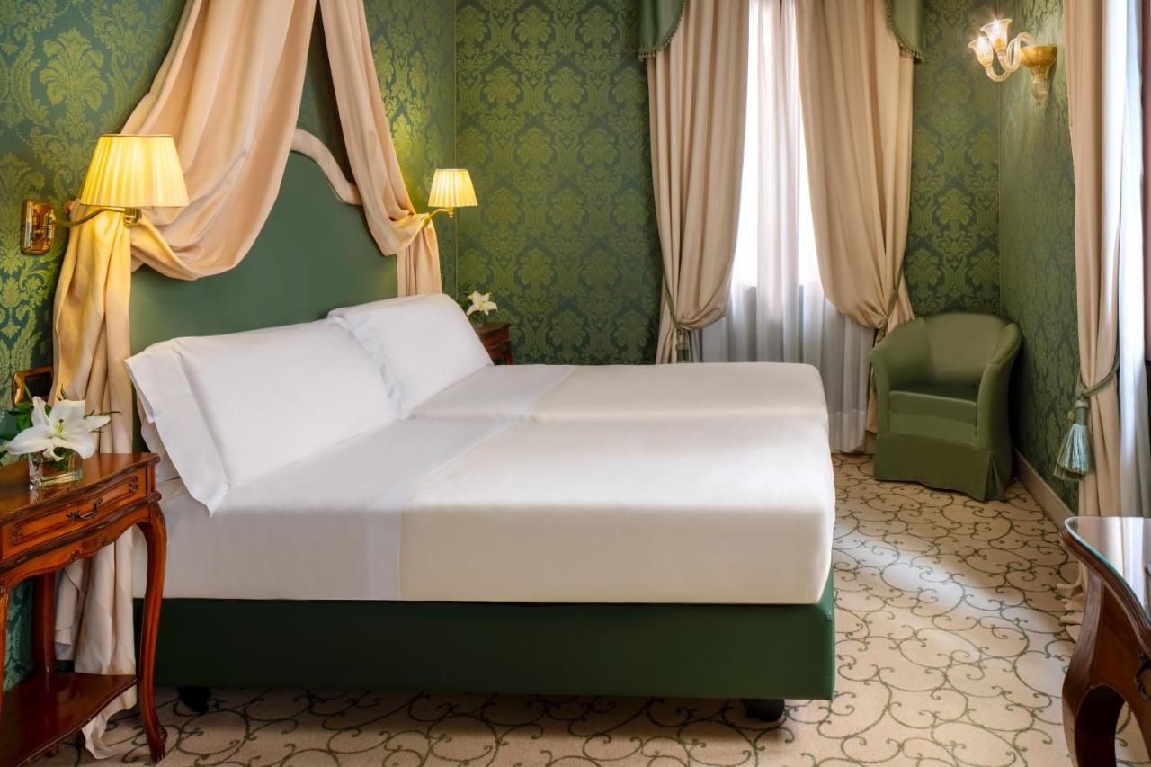 Premium Double or Twin Room,1468684463:JPEG