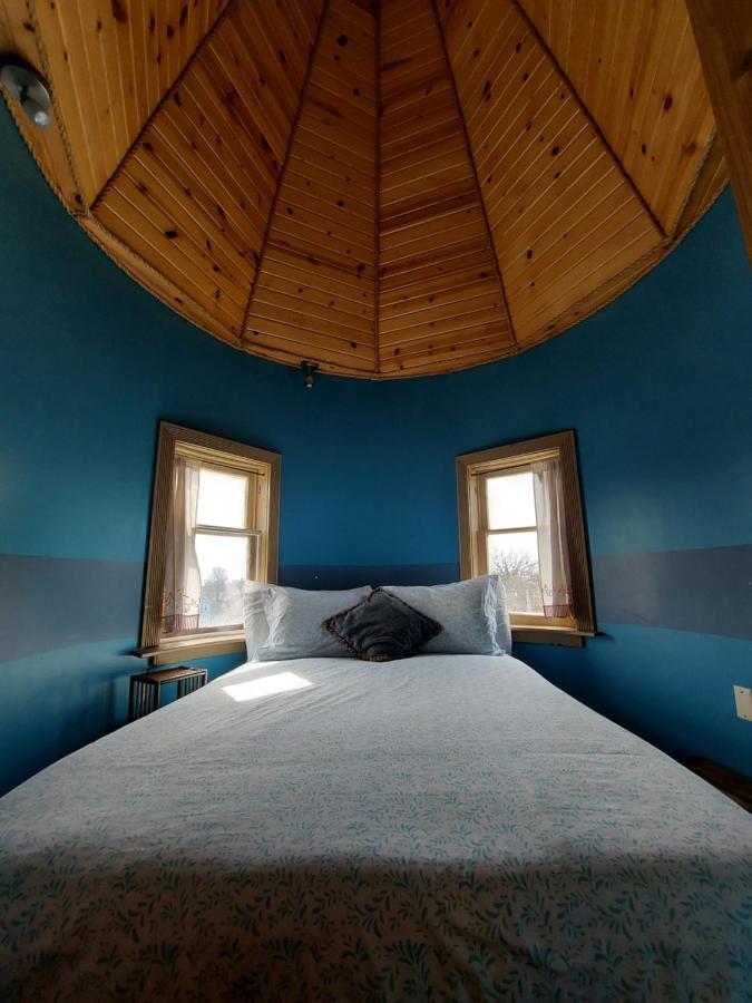 Deluxe Family Suite