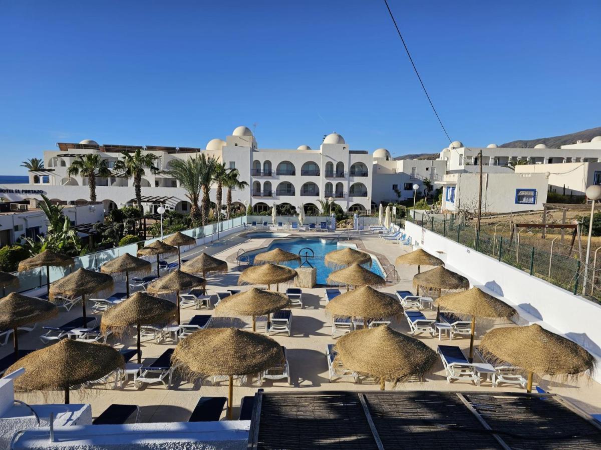 Twin Room Pool View,1498478515:JPEG
