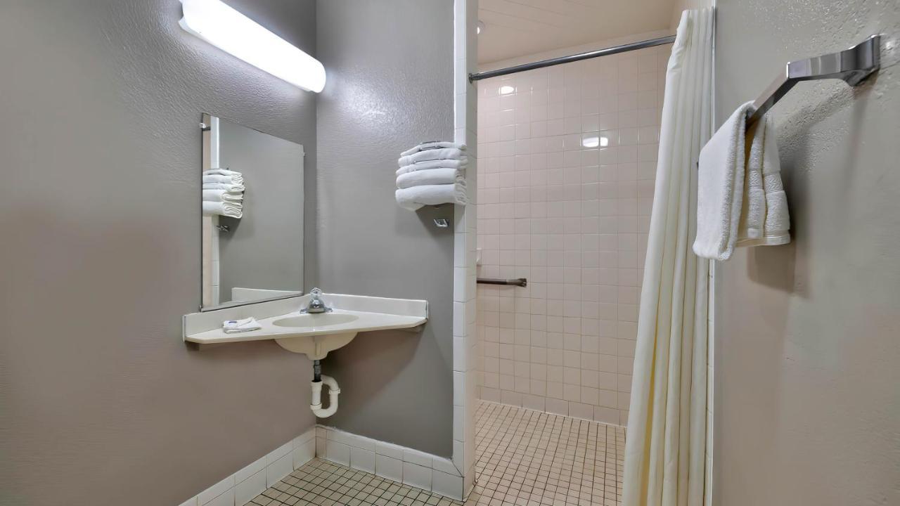 Quadruple Room Disability Access