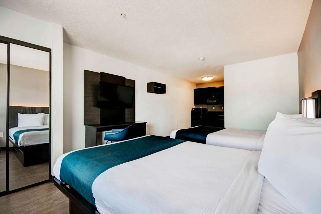 Quadruple Room Non-Smoking
