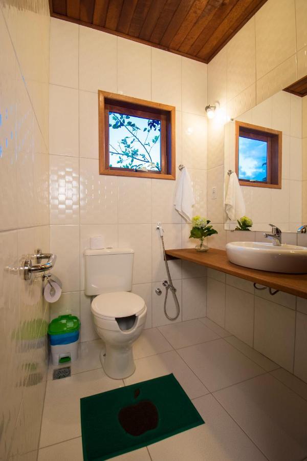 Queen Suite Spa Bath