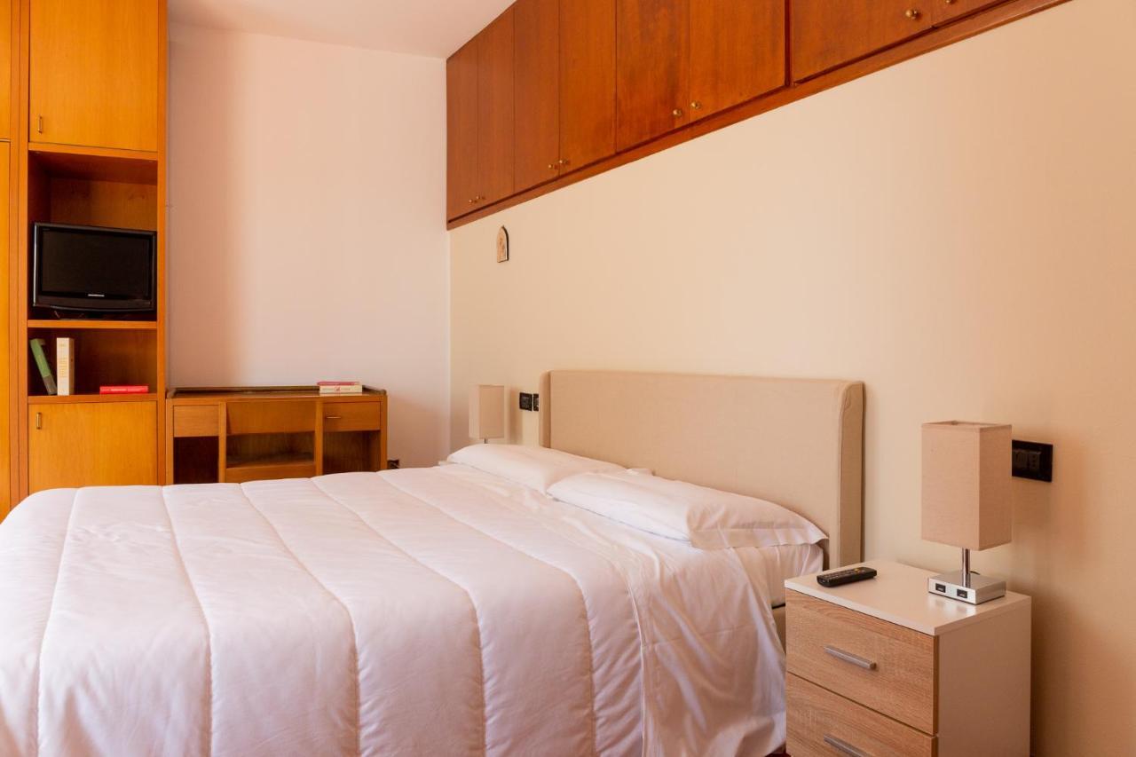 Twin Room Terrace