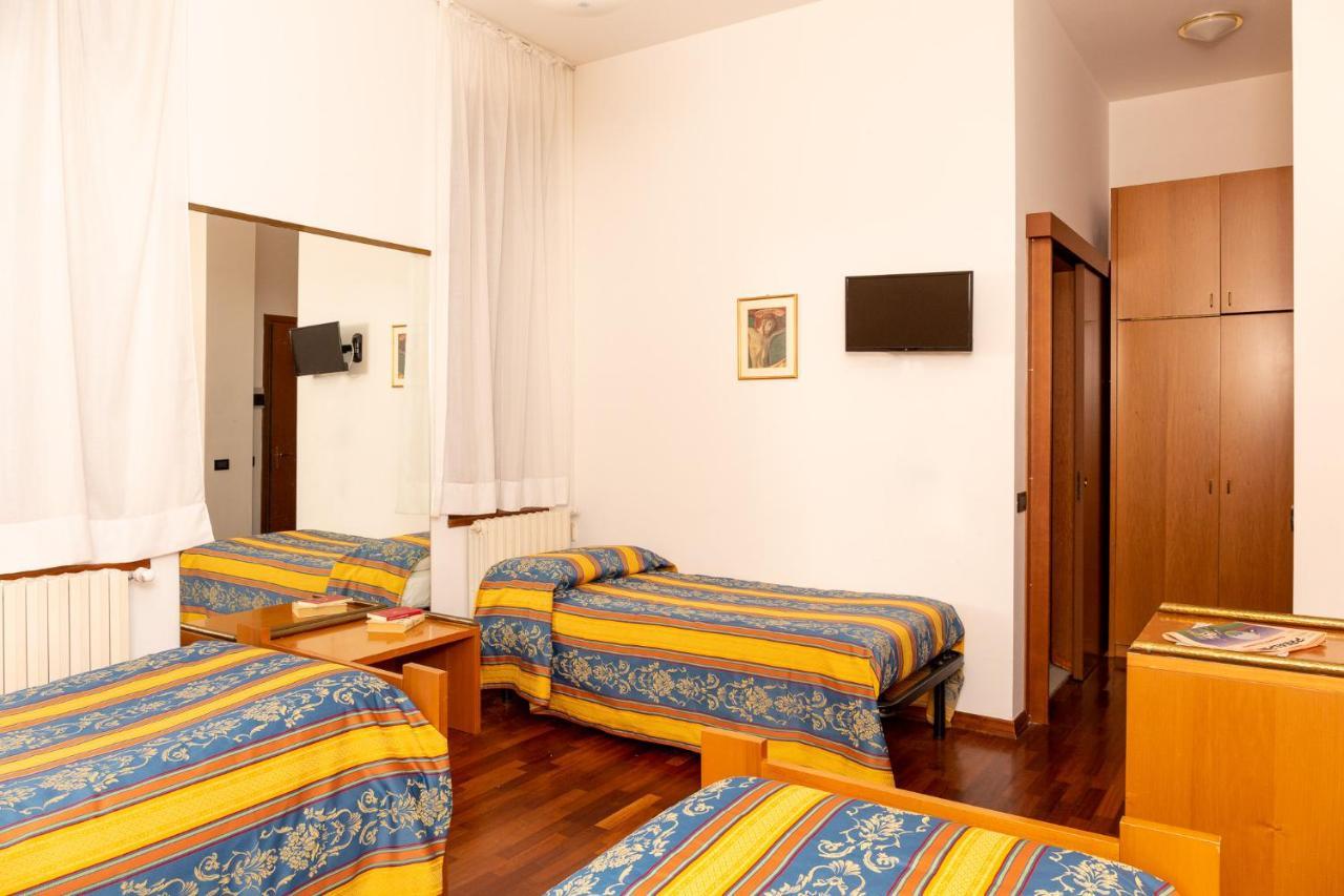 Classic Triple Room