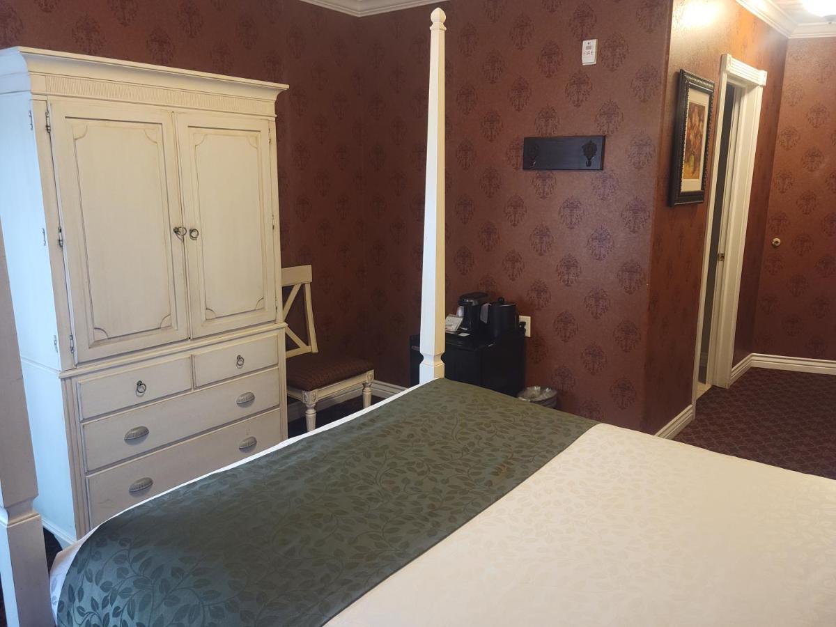 Standard Queen Room No Pets