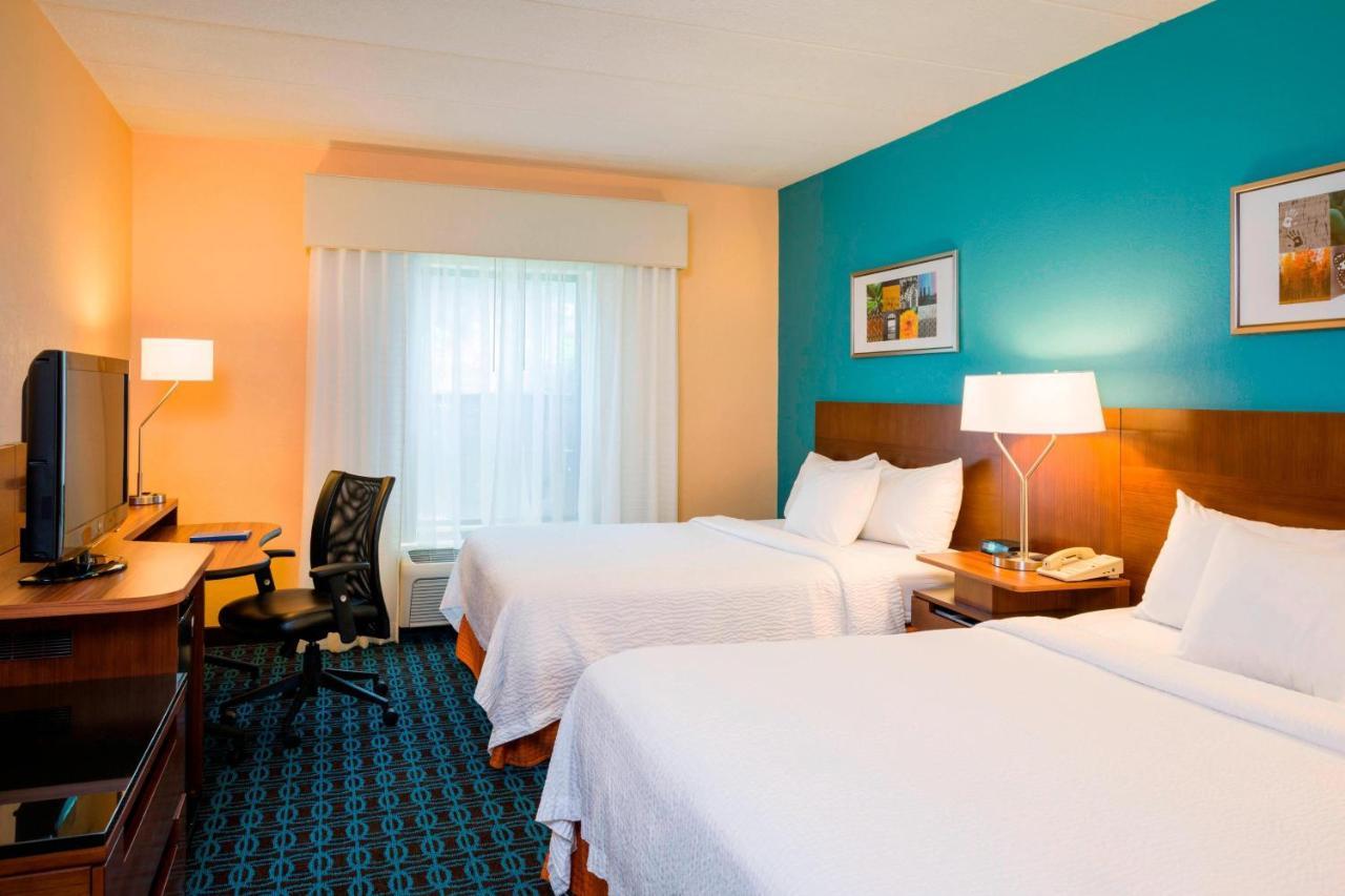 Queen Room Two Queen Beds
