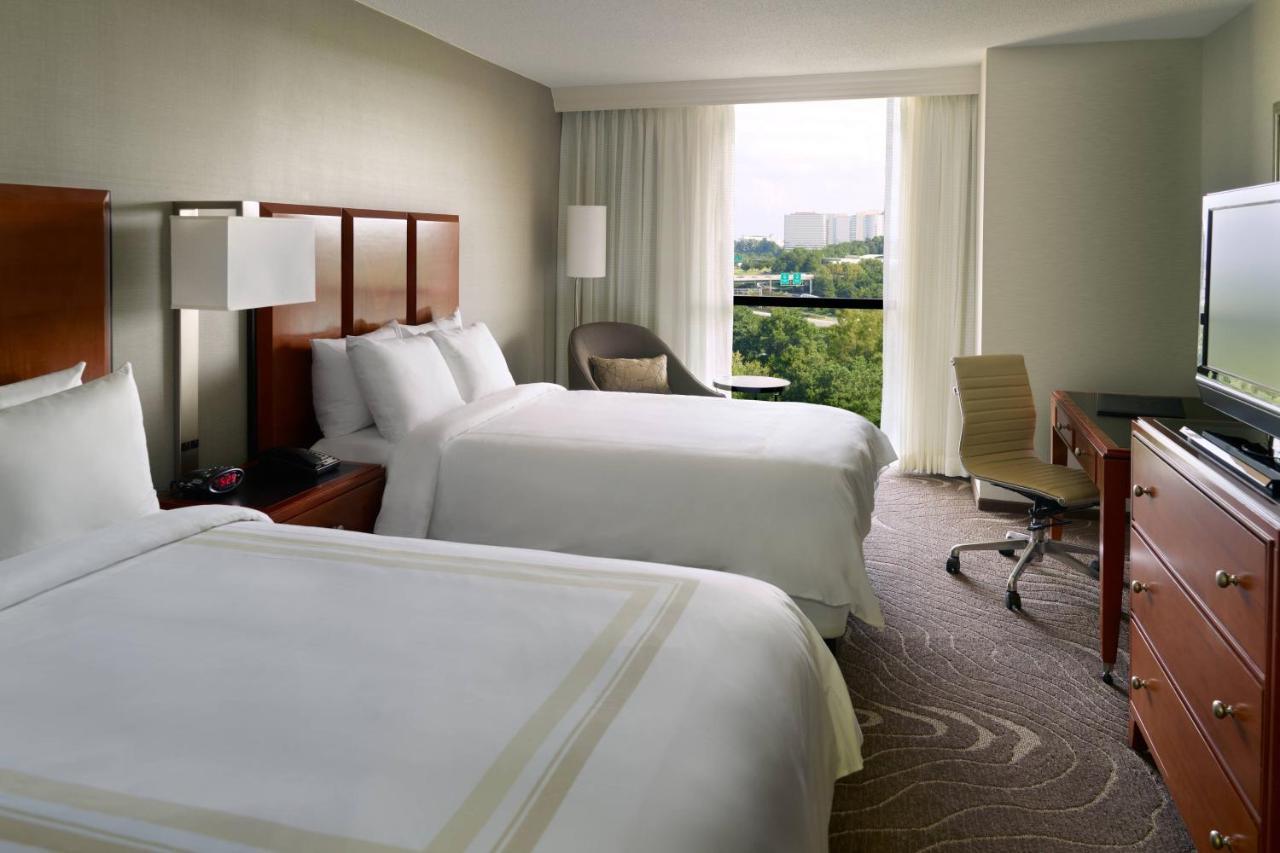 Concierge Double Room with Two Double Beds