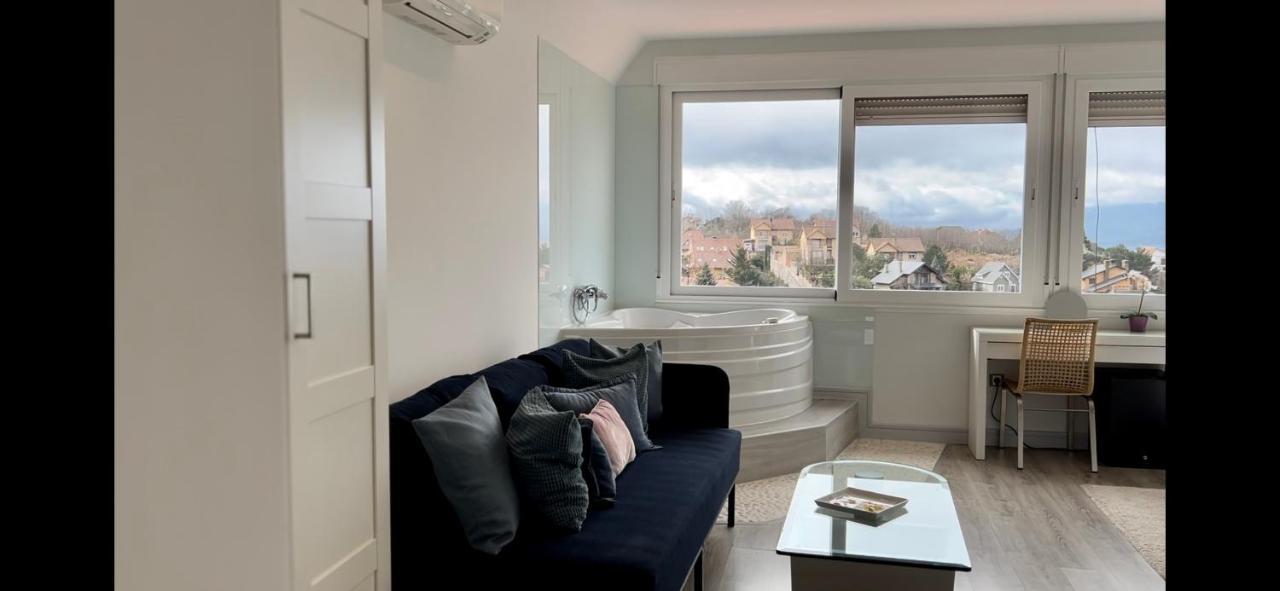 Queen Suite Spa Bath