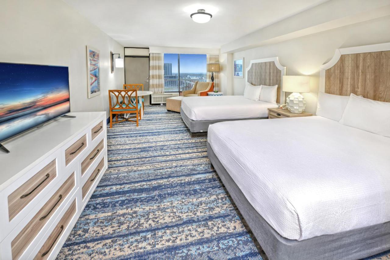 Queen Room Two Queen Beds Kitchen Ocean View
