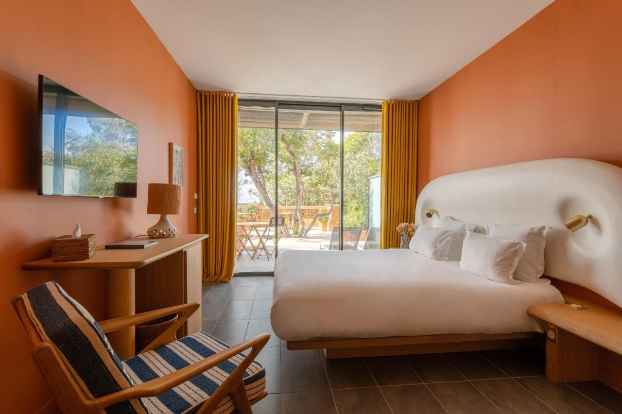Double Room Terrace Garden View