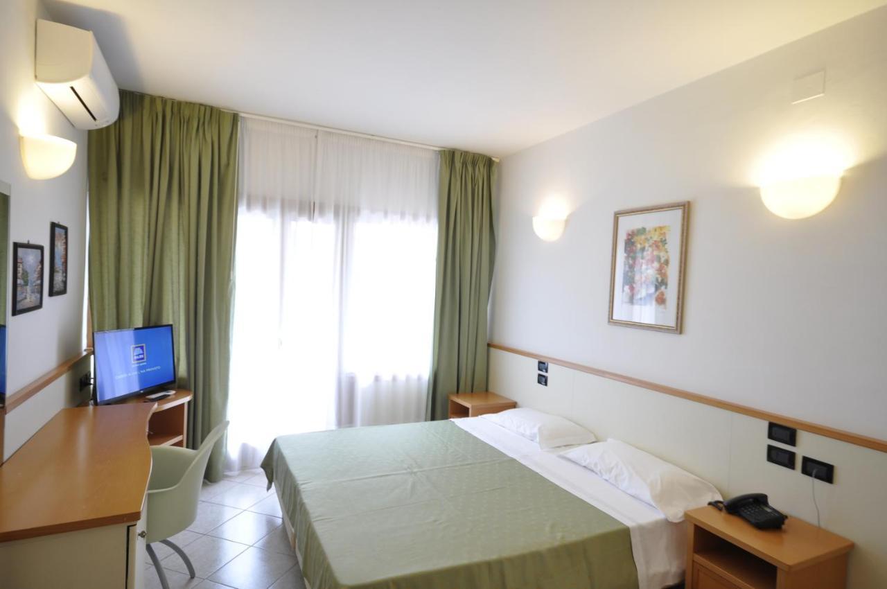 Comfort Double Room with Terrace,1543540441:JPEG