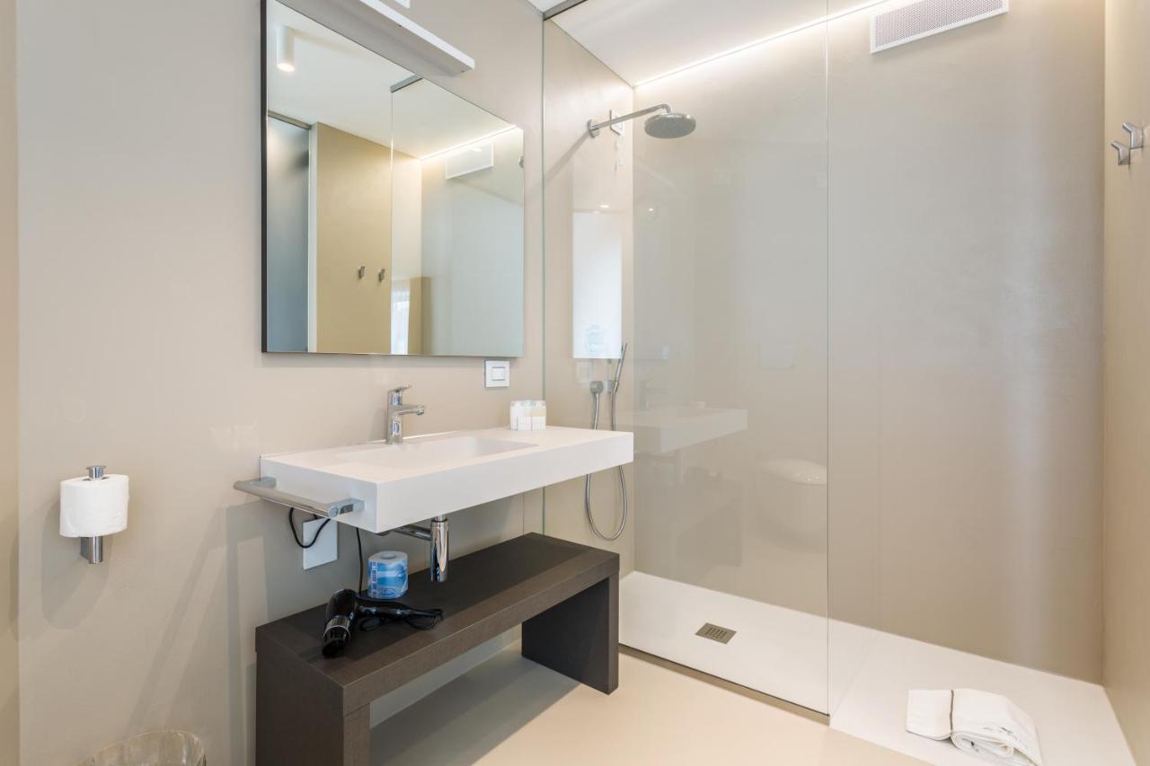 Double Room Mountain View