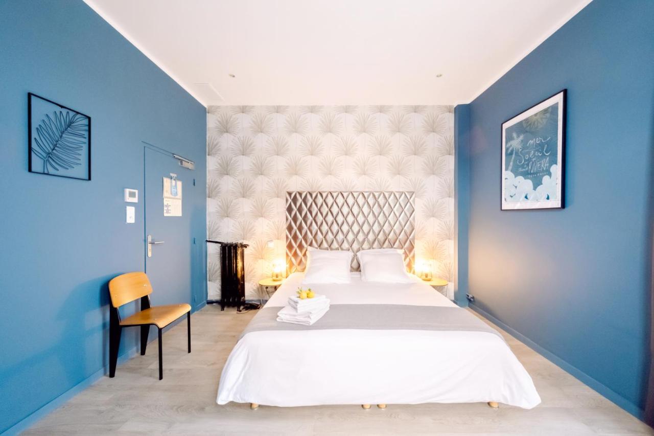 Double or Twin Room Garden View
