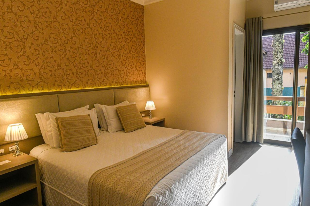 Luxury Triple Room