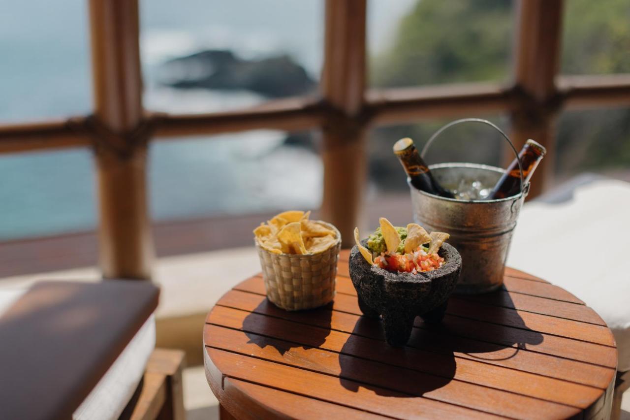 Cliffside Ocean Front Suite
