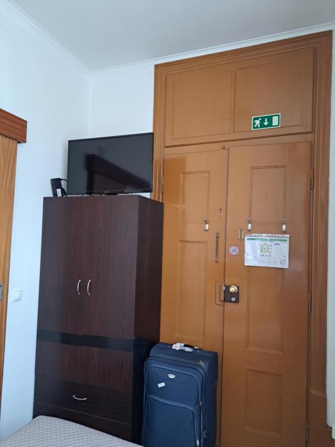Single Room Bathroom