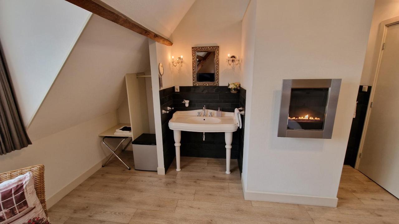 Comfort Double Room Private Bathroom