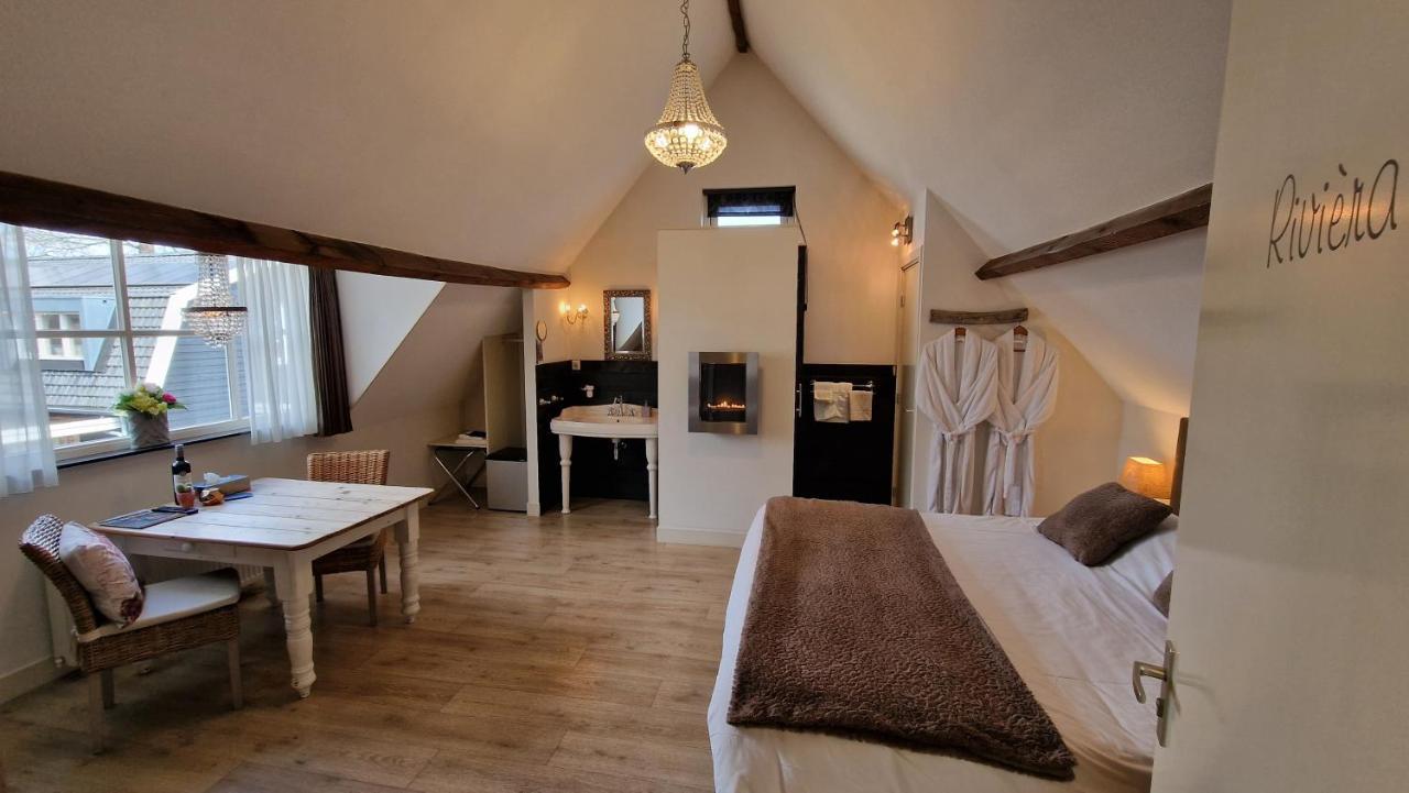 Comfort Double Room Private Bathroom