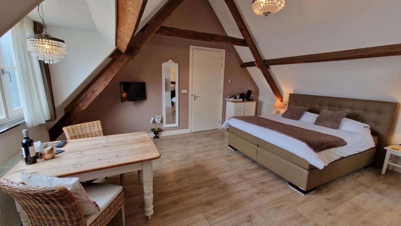 Comfort Double Room Private Bathroom