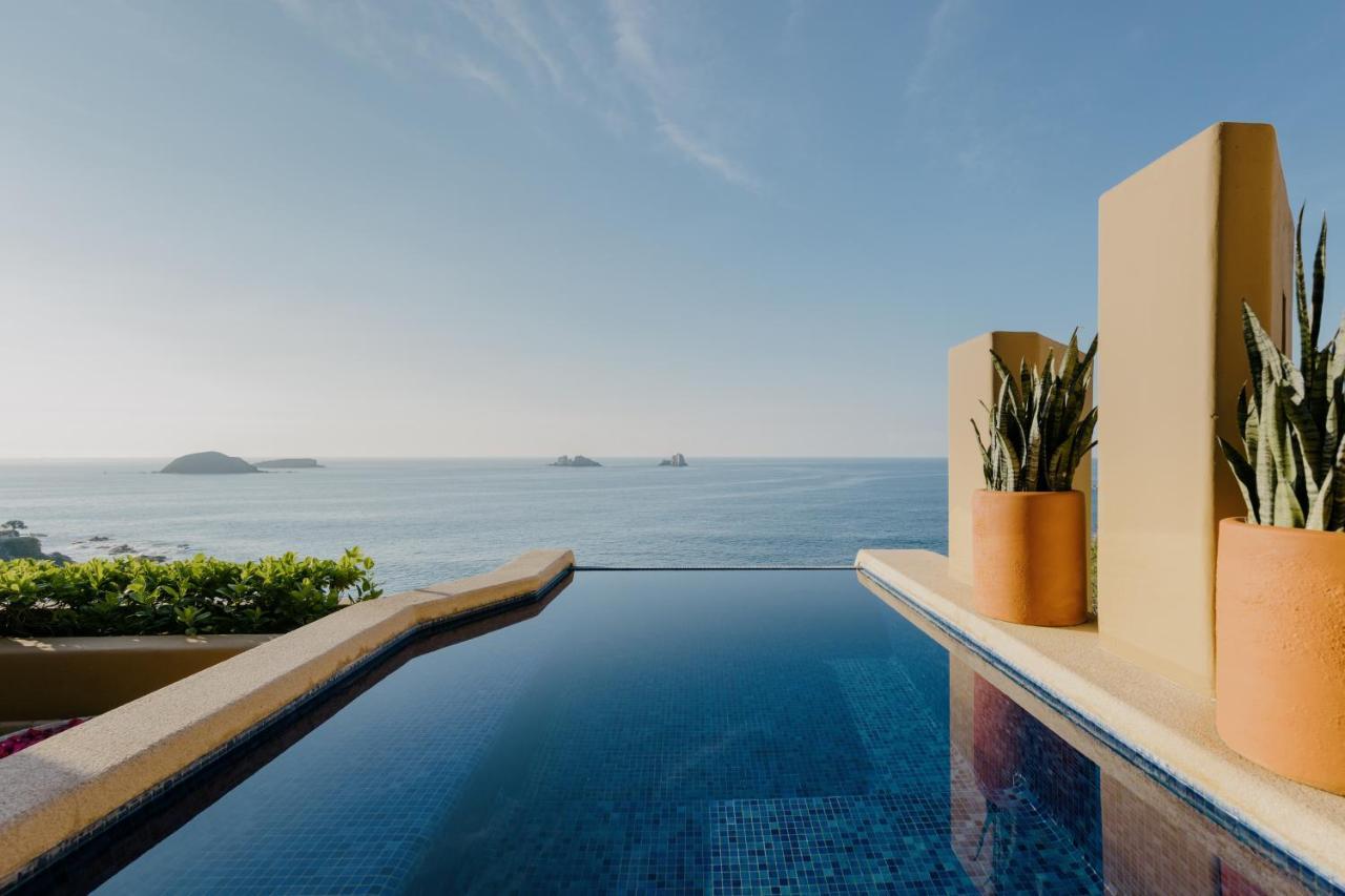 Romance Deluxe Suite Oceanfront