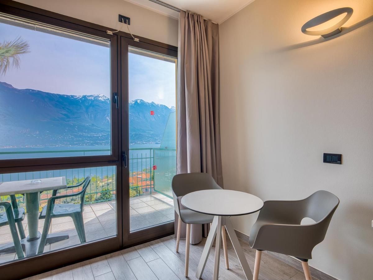 Deluxe Double or Twin Room Lake View