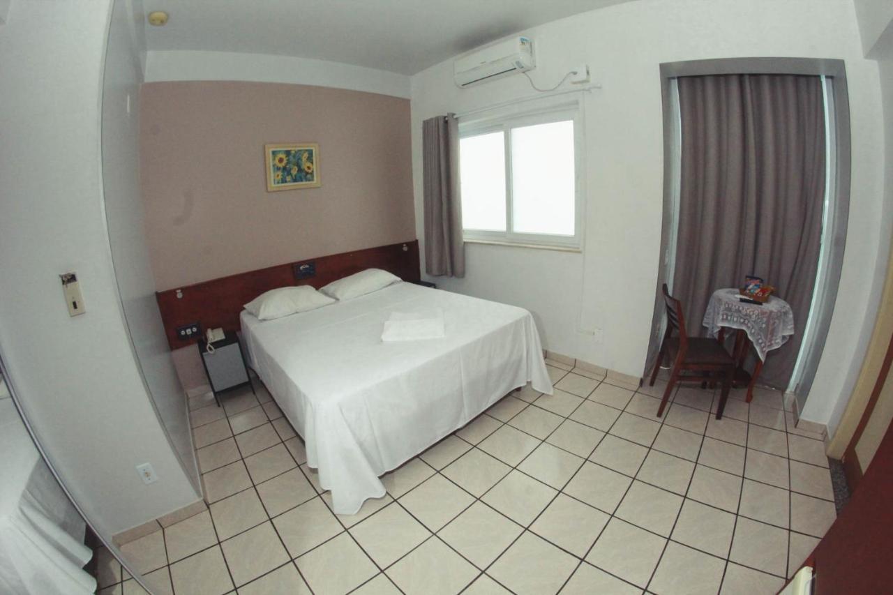 Deluxe Queen Suite