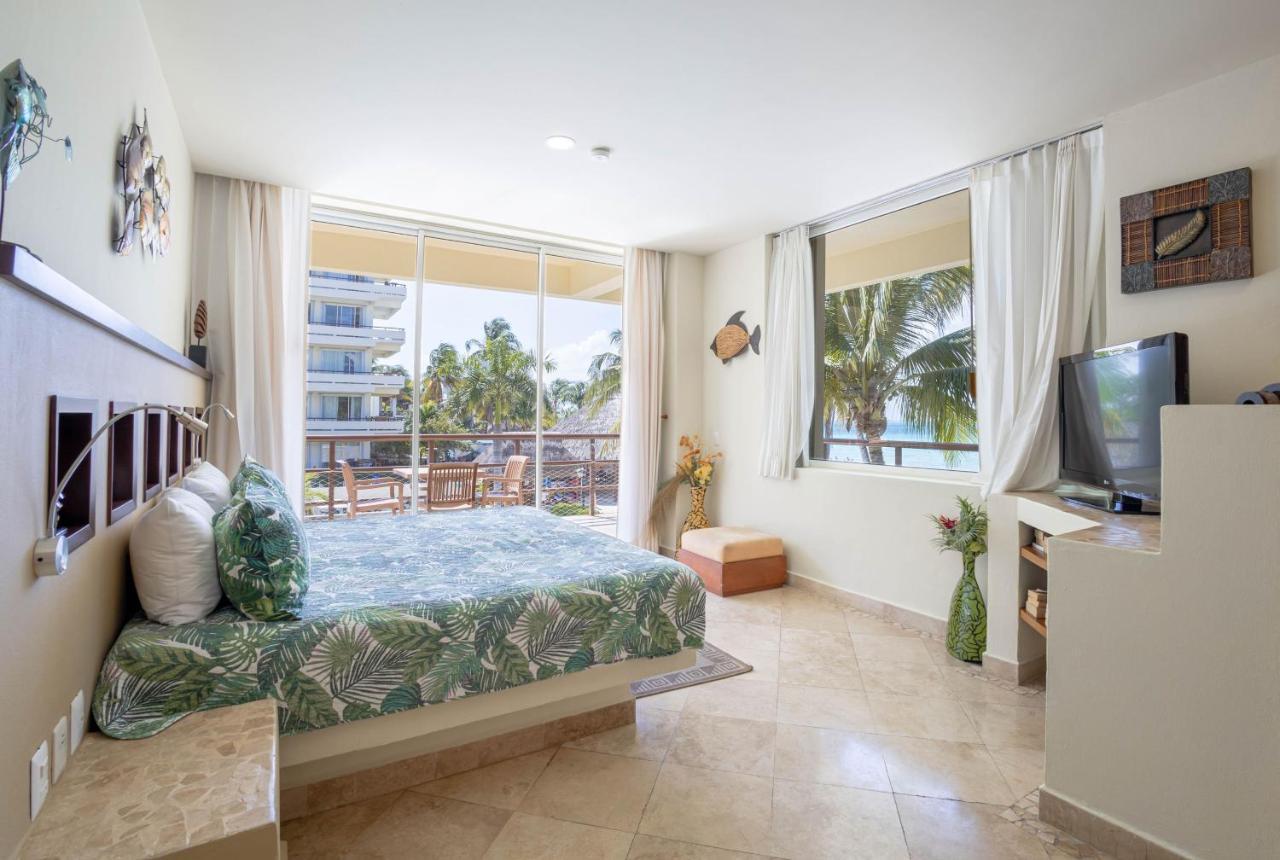 One-Bedroom Suite Beachfront