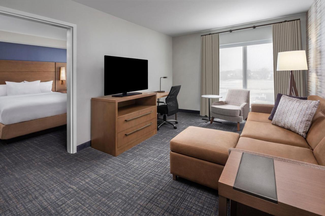 One-Bedroom Suite Two Queen Beds Sofa Bed