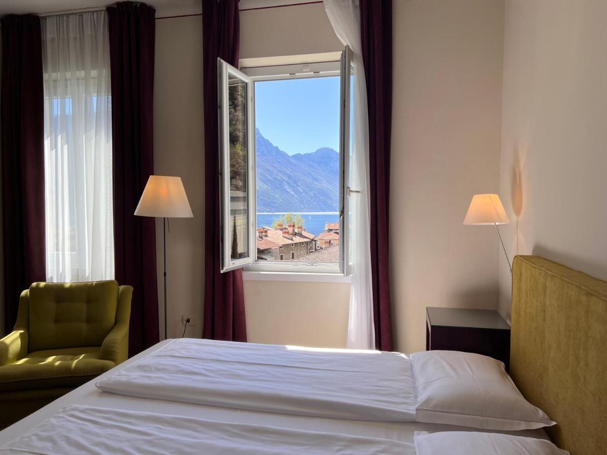 Double Room Lake View