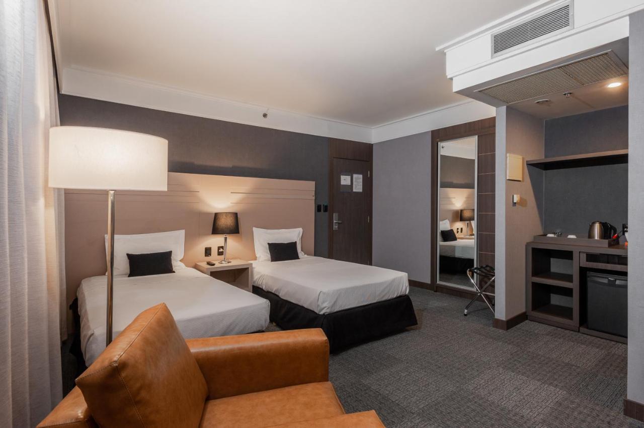 Premium room two single beds