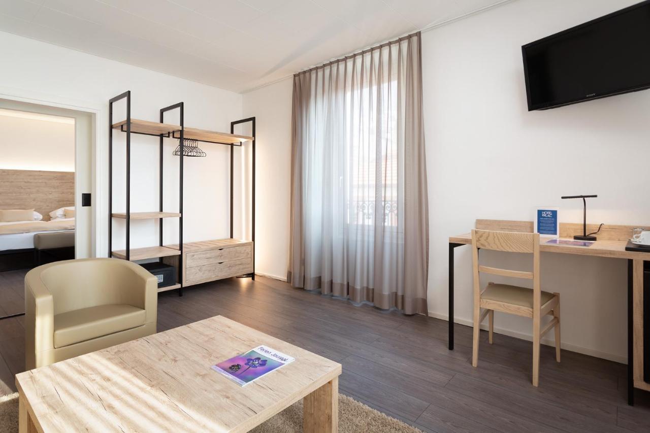 Modern Junior Suite Lake View