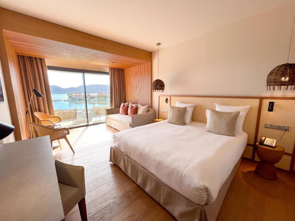 Junior King Suite Sea View