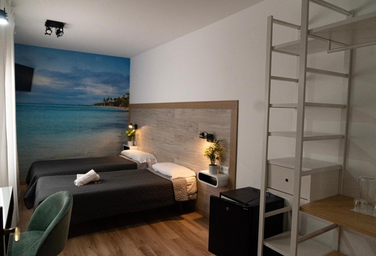 Economy Twin Room