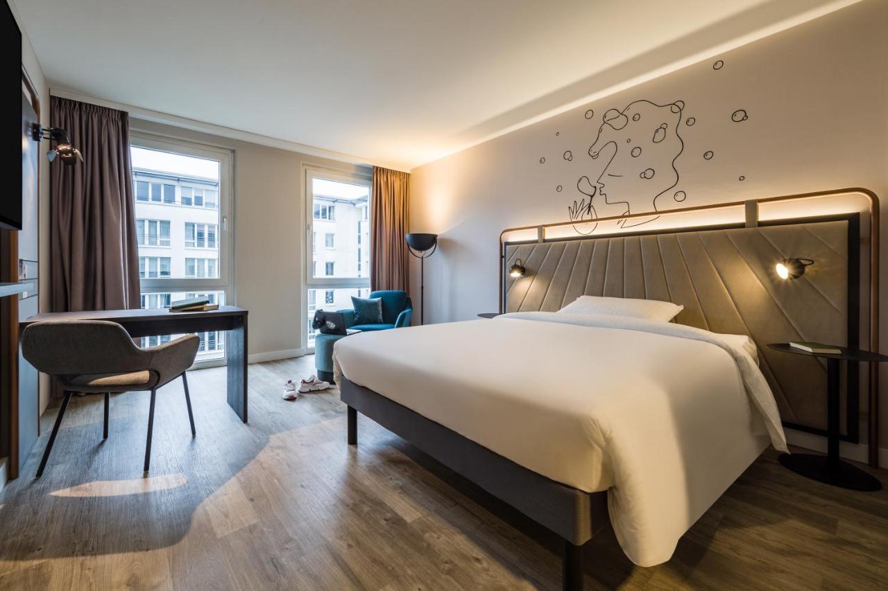 Superior room 1 Sweet Bed 160x200 by ibis Styles