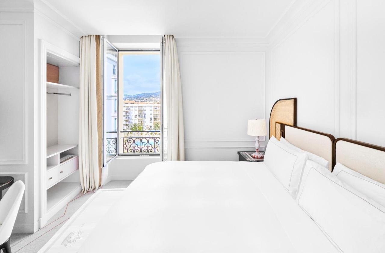 Premium King Room with Garden View,1386700739:JPEG