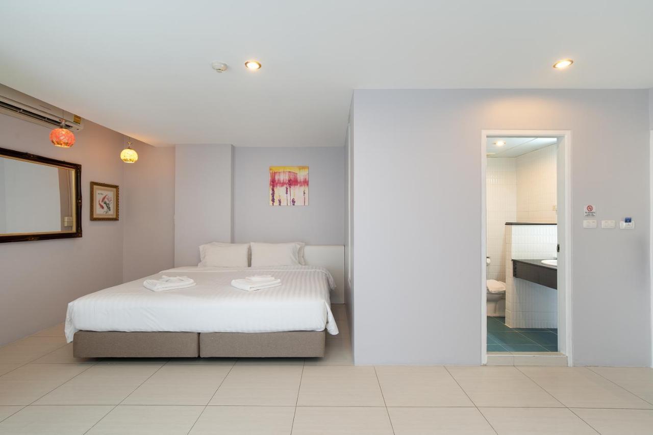Large Double or Twin Room