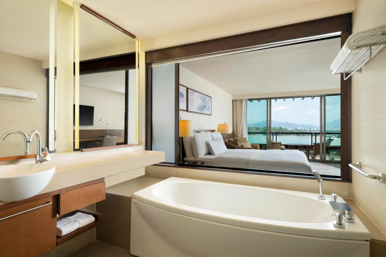 Oceanfront View, Guest Room, 1 King
