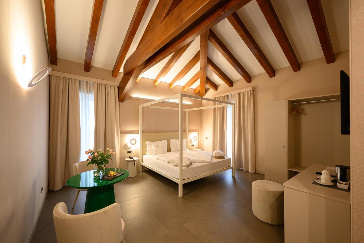 Junior Suite mit Balkon