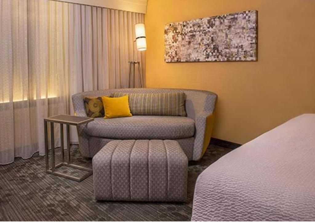 King Room with Sofa Bed,1629898389:JPEG