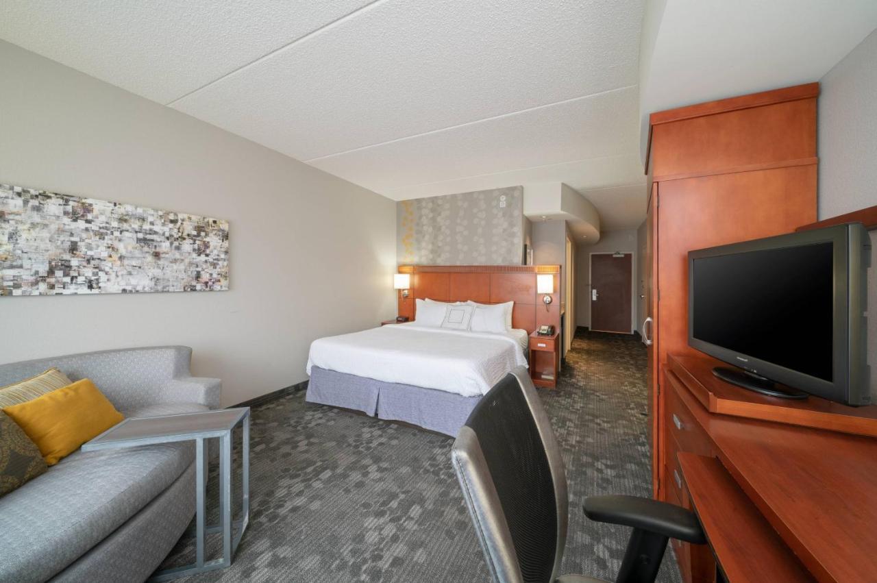 King Room with Sofa Bed