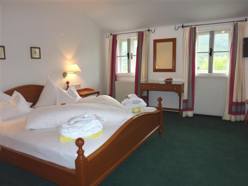 Doppelzimmer mit Seeblick