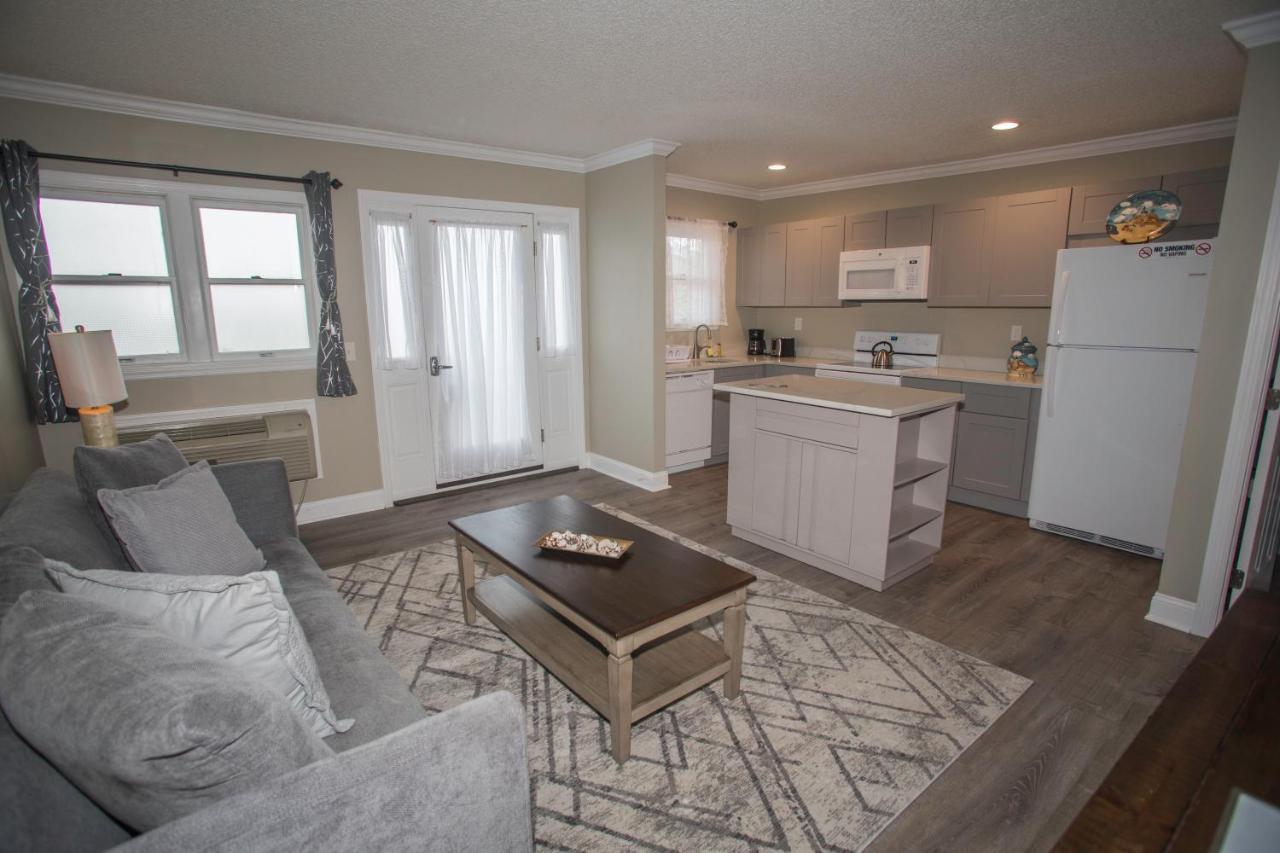 Deluxe Two-Bedroom Apartment