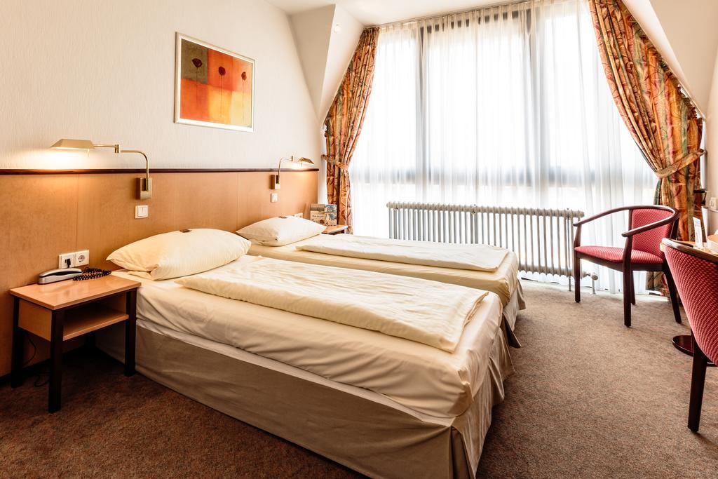 Double Room Sunny Side