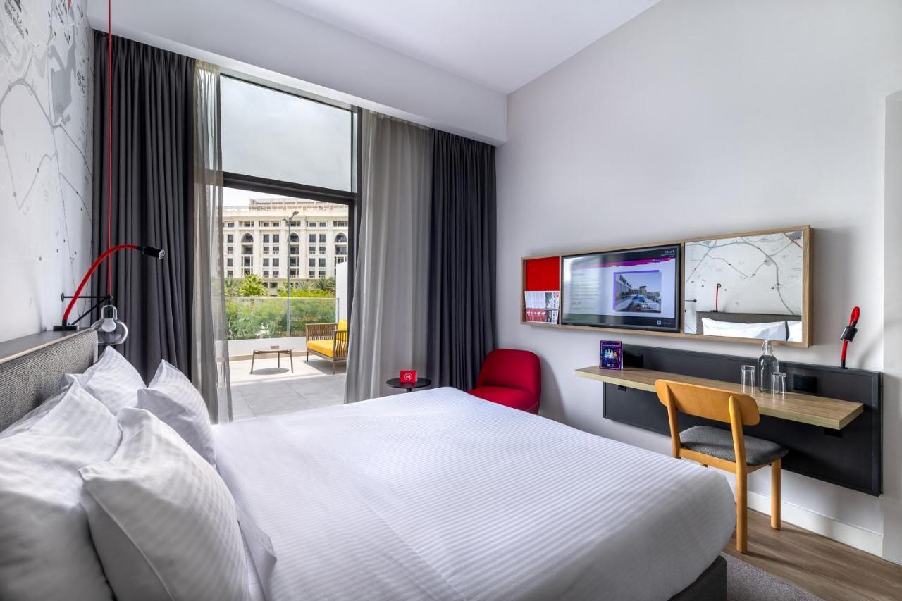 Deluxe Room Terrace Canal View