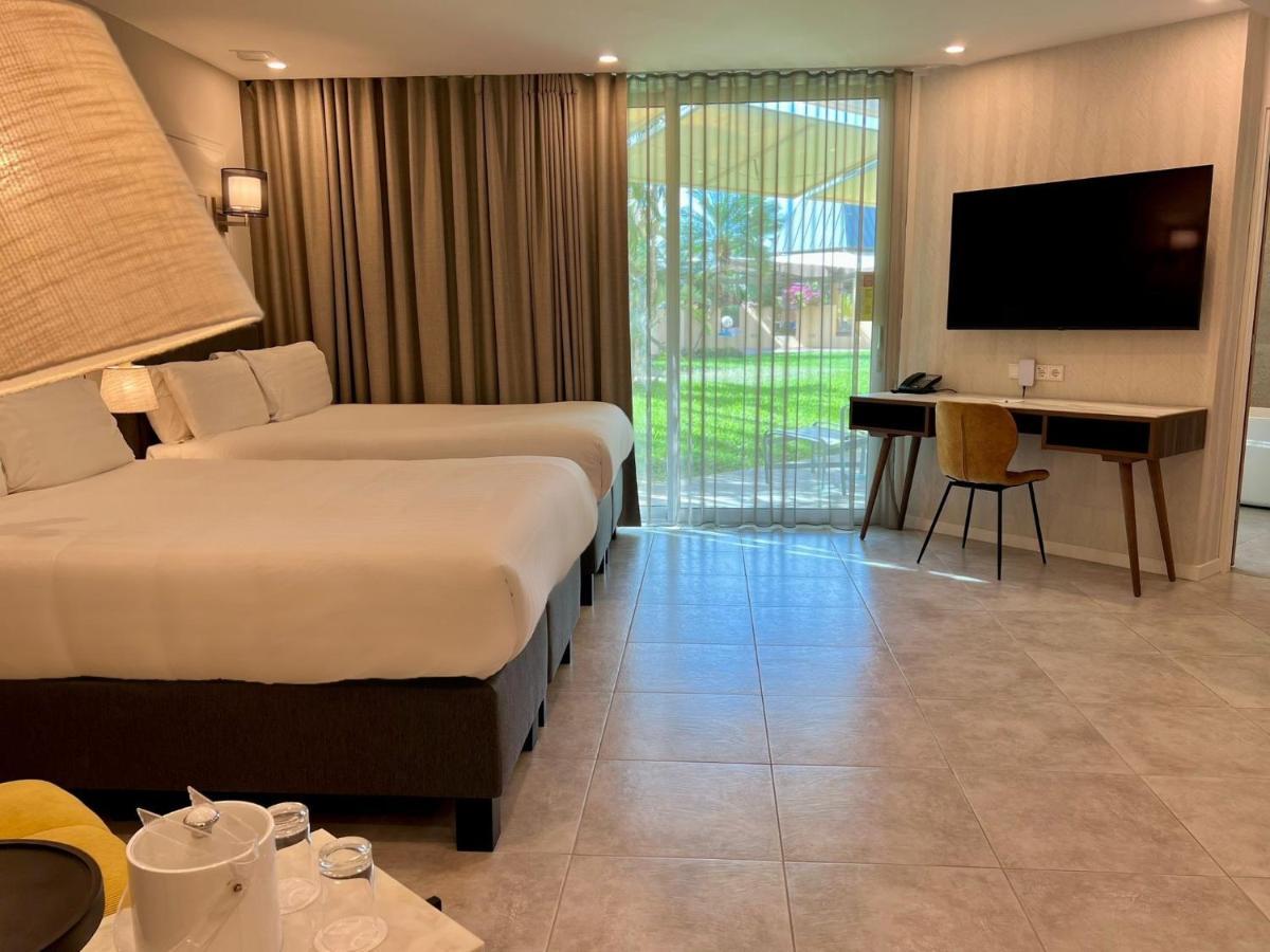Octagon Deluxe Room