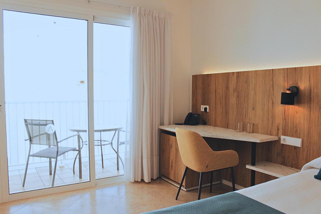 Double or Twin Room Terrace