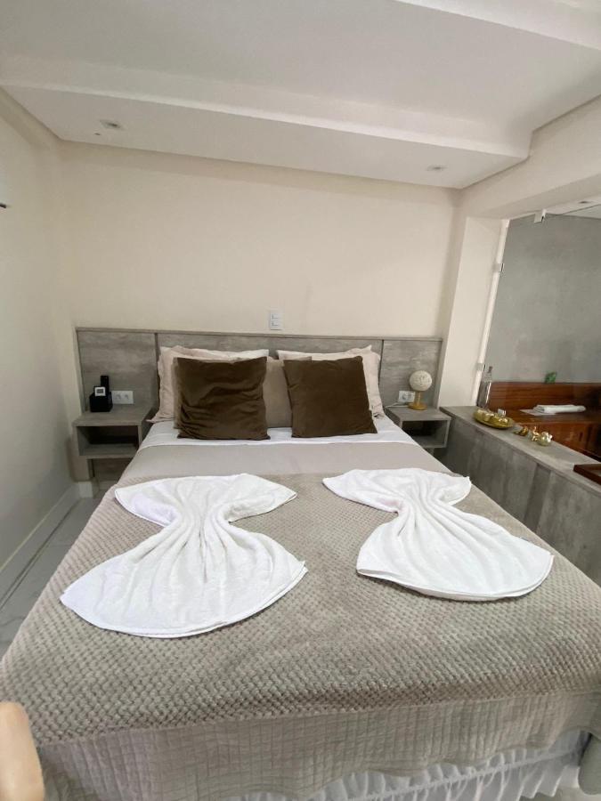 Deluxe Suite Spa Bath
