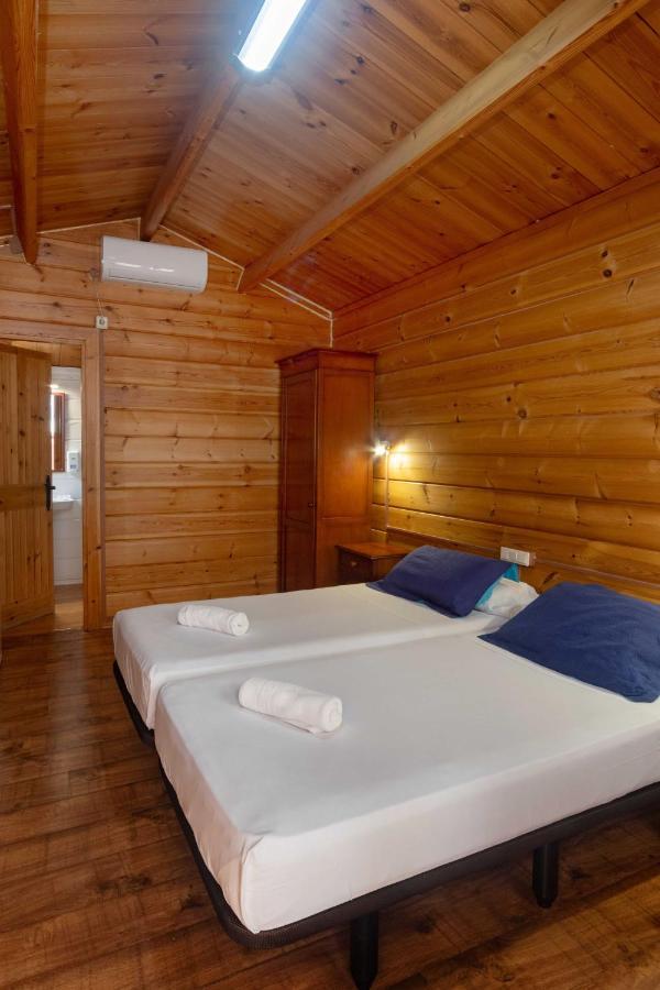 Wood Cabin
